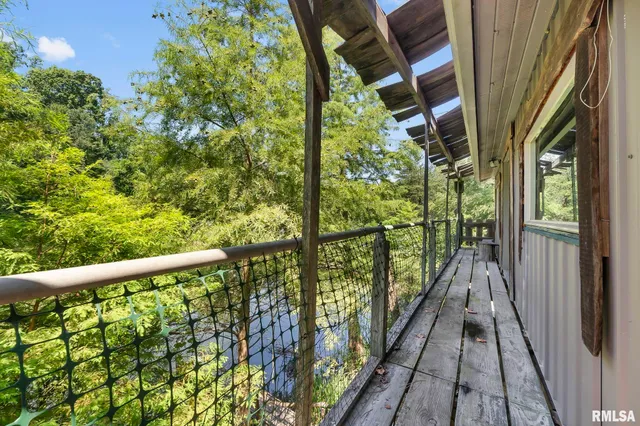 $450,000 | 20601 Maggie Lane, Olive Branch, IL 62969