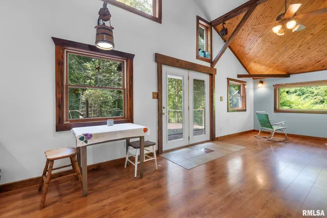 $450,000 | 20601 Maggie Lane, Olive Branch, IL 62969