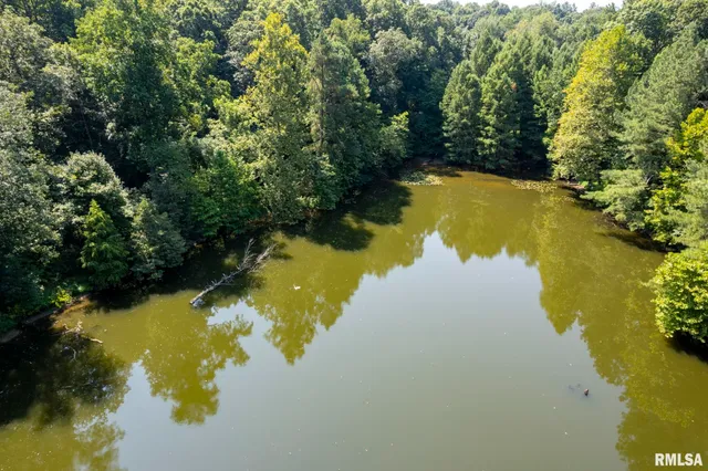 $450,000 | 20601 Maggie Lane, Olive Branch, IL 62969