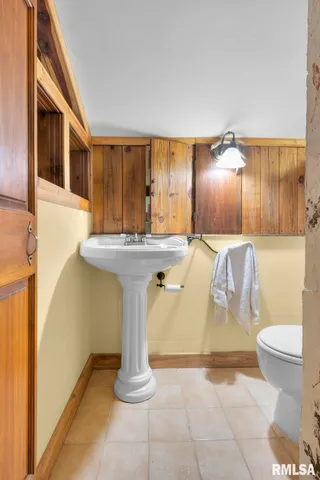 $450,000 | 20601 Maggie Lane, Olive Branch, IL 62969