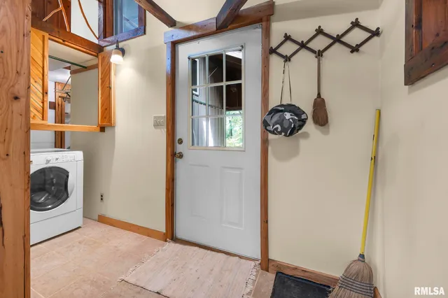 $450,000 | 20601 Maggie Lane, Olive Branch, IL 62969