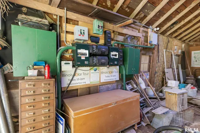 $450,000 | 20601 Maggie Lane, Olive Branch, IL 62969