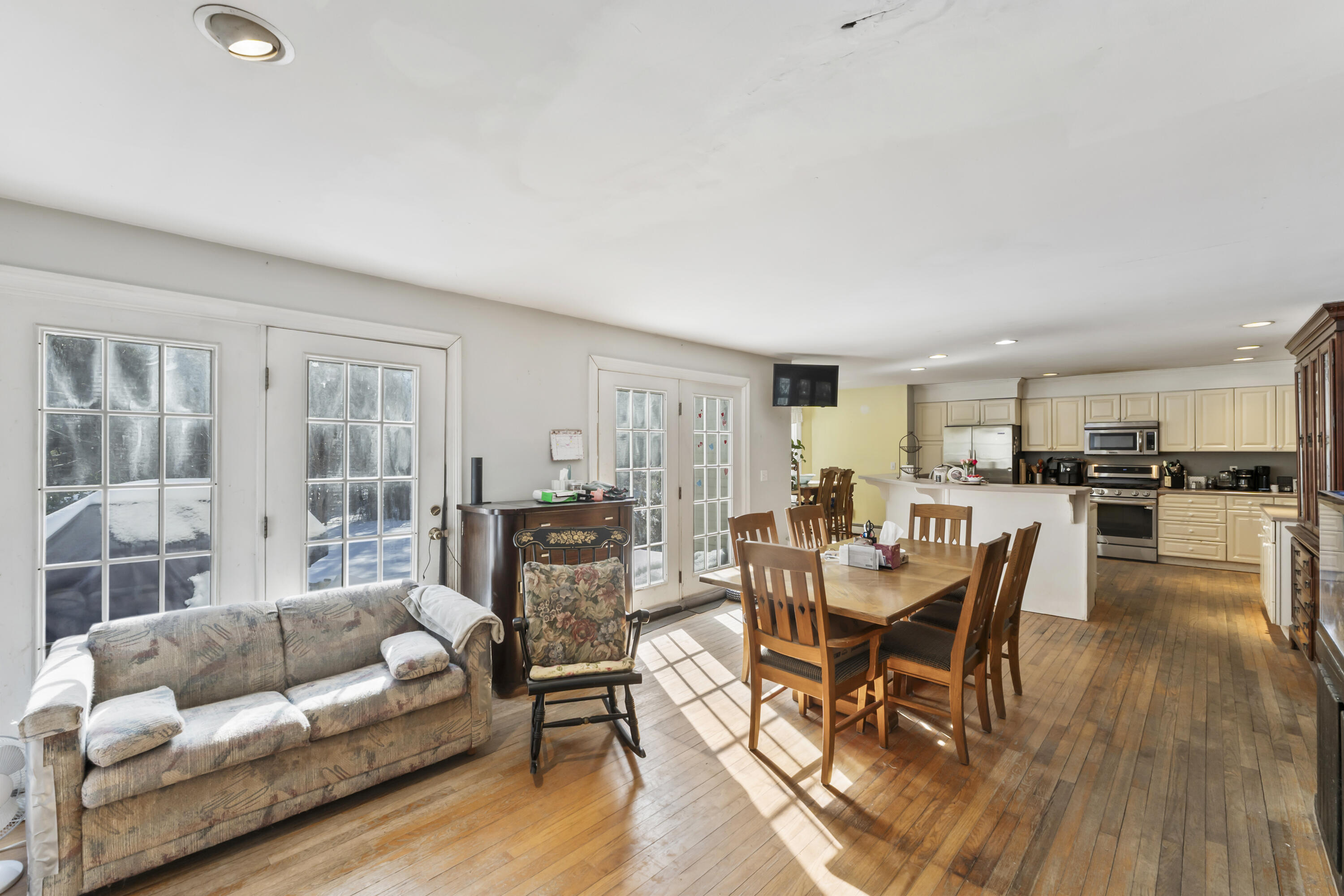 8 Days Landing Biddeford, ME 04005 - Photo 23 of 87 8 Days Landing_120