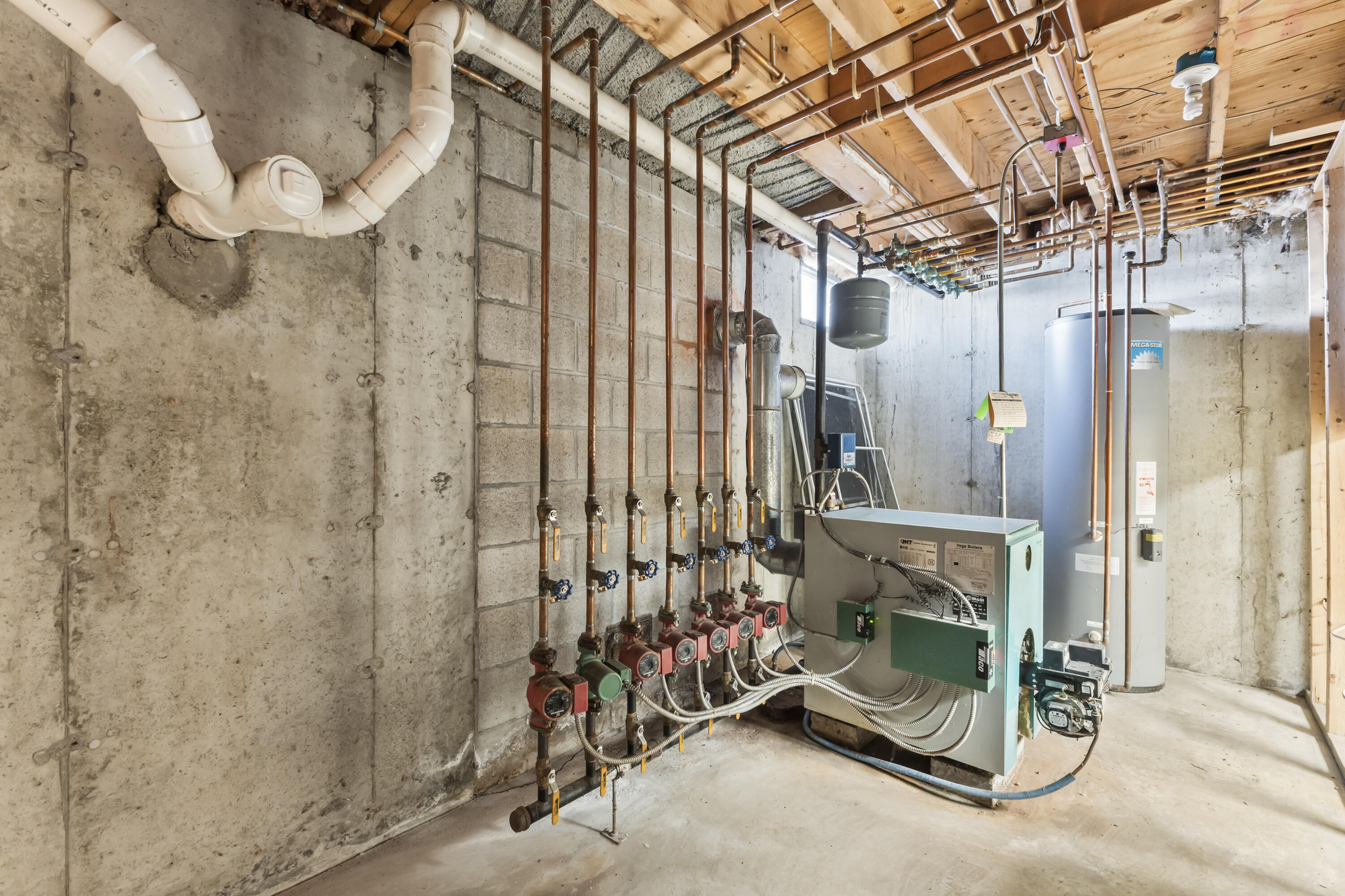 8 Days Landing Biddeford, ME 04005 - Photo 70 of 87 8 Days Landing_147