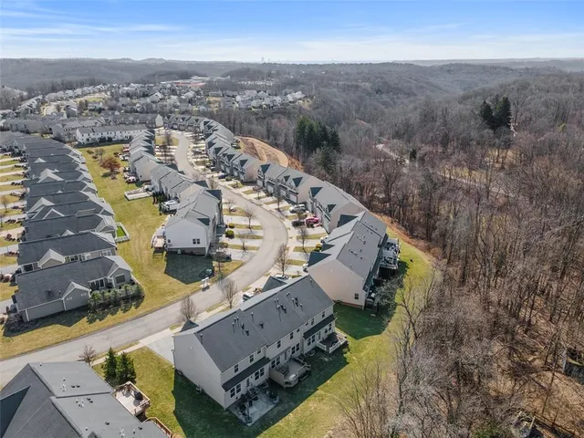 $395,000 | 86 Kensington Drive, Pittsburgh, PA 15237