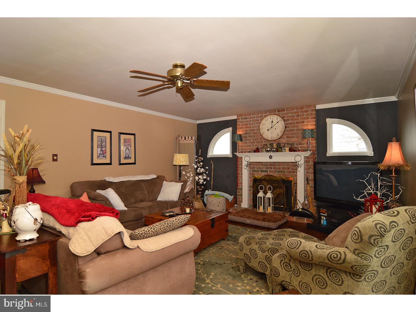 2711 Beacon Drive Sinking Spring, PA 19608 - Photo 11 of 25 Gallery Image 11
