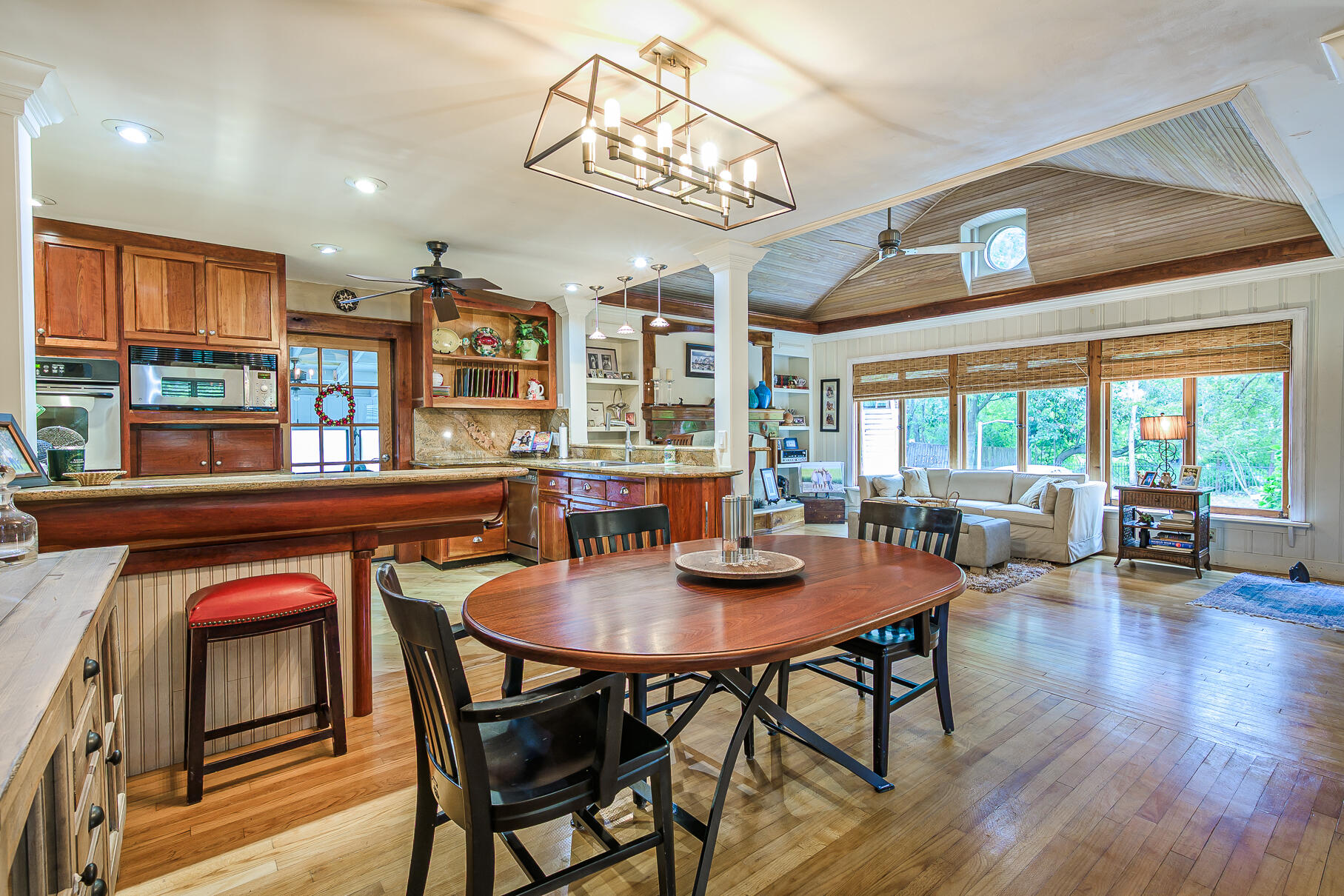 933 Lakeview Drive Mount Pleasant, SC 29464 - Photo 15 of 79 933Lakeview-15