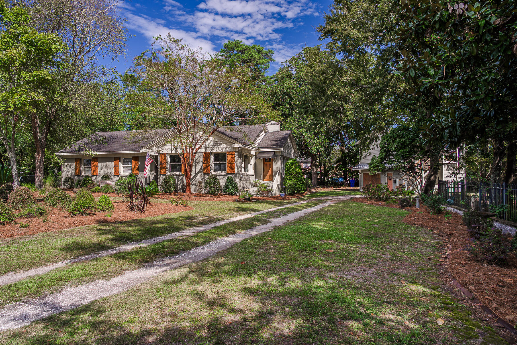 933 Lakeview Drive Mount Pleasant, SC 29464 - Photo 3 of 79 933Lakeview-2