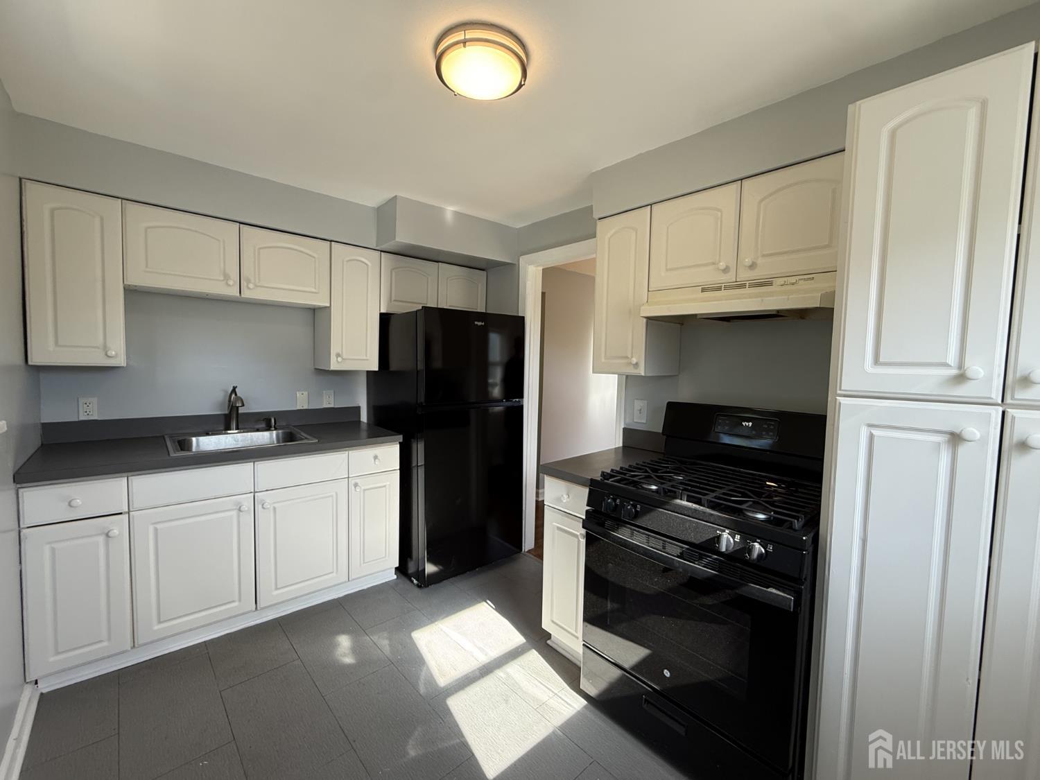 824 2nd Street Dunellen, NJ 08812 - Photo 13 of 14