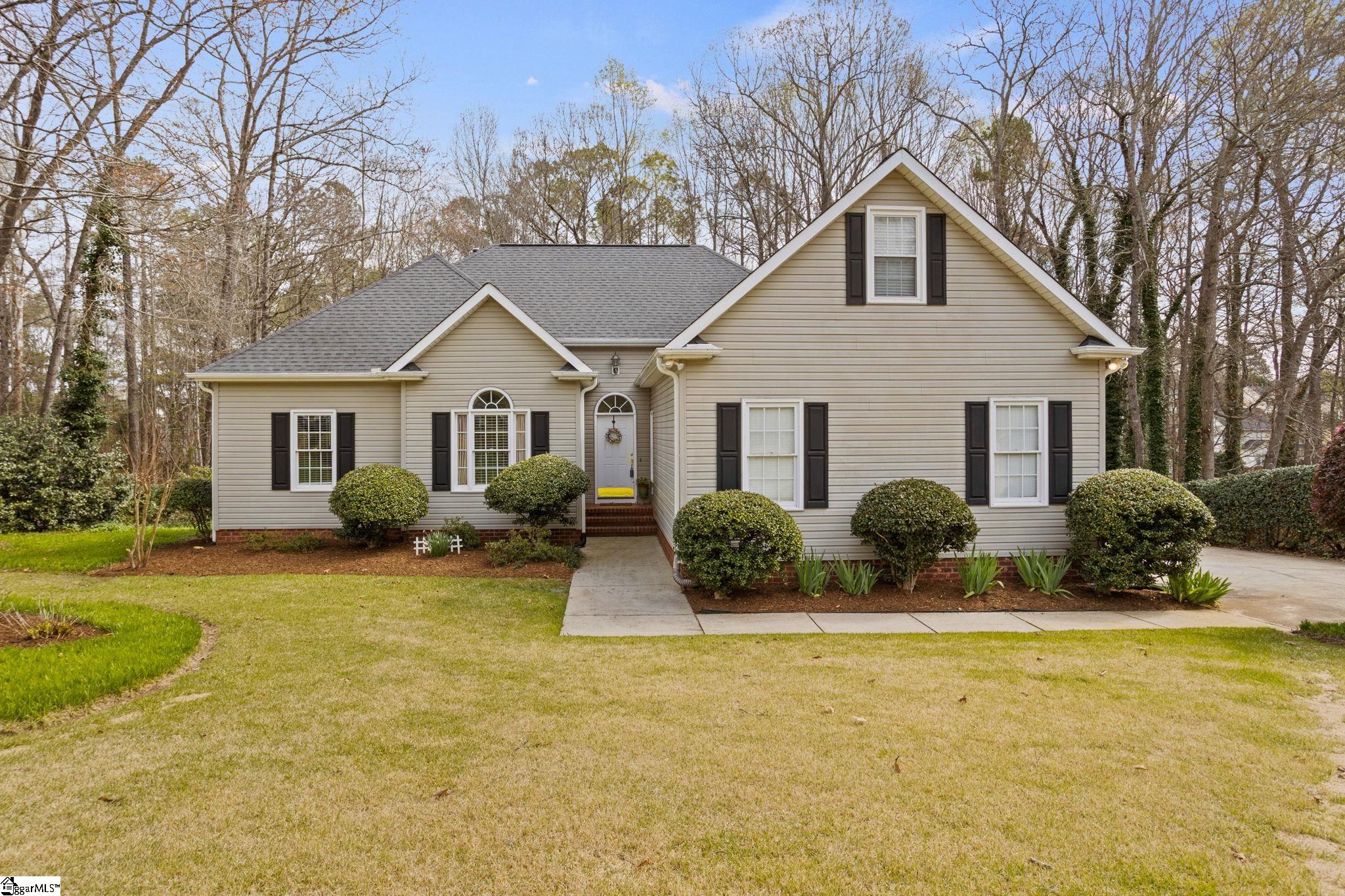 348 Camperdown Court Easley, SC 29642 - Photo 1 of 36 Gallery Image 1