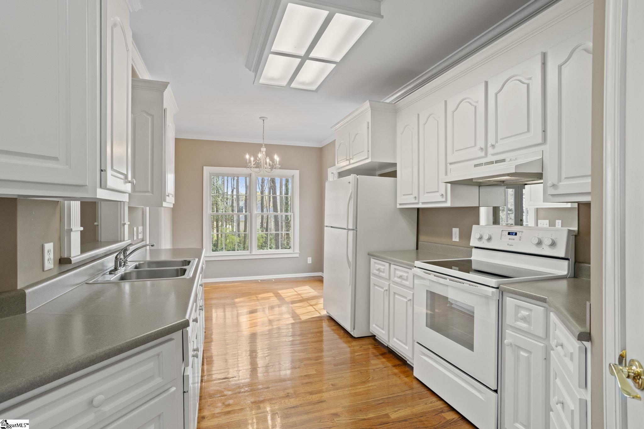 348 Camperdown Court Easley, SC 29642 - Photo 15 of 36 Gallery Image 15