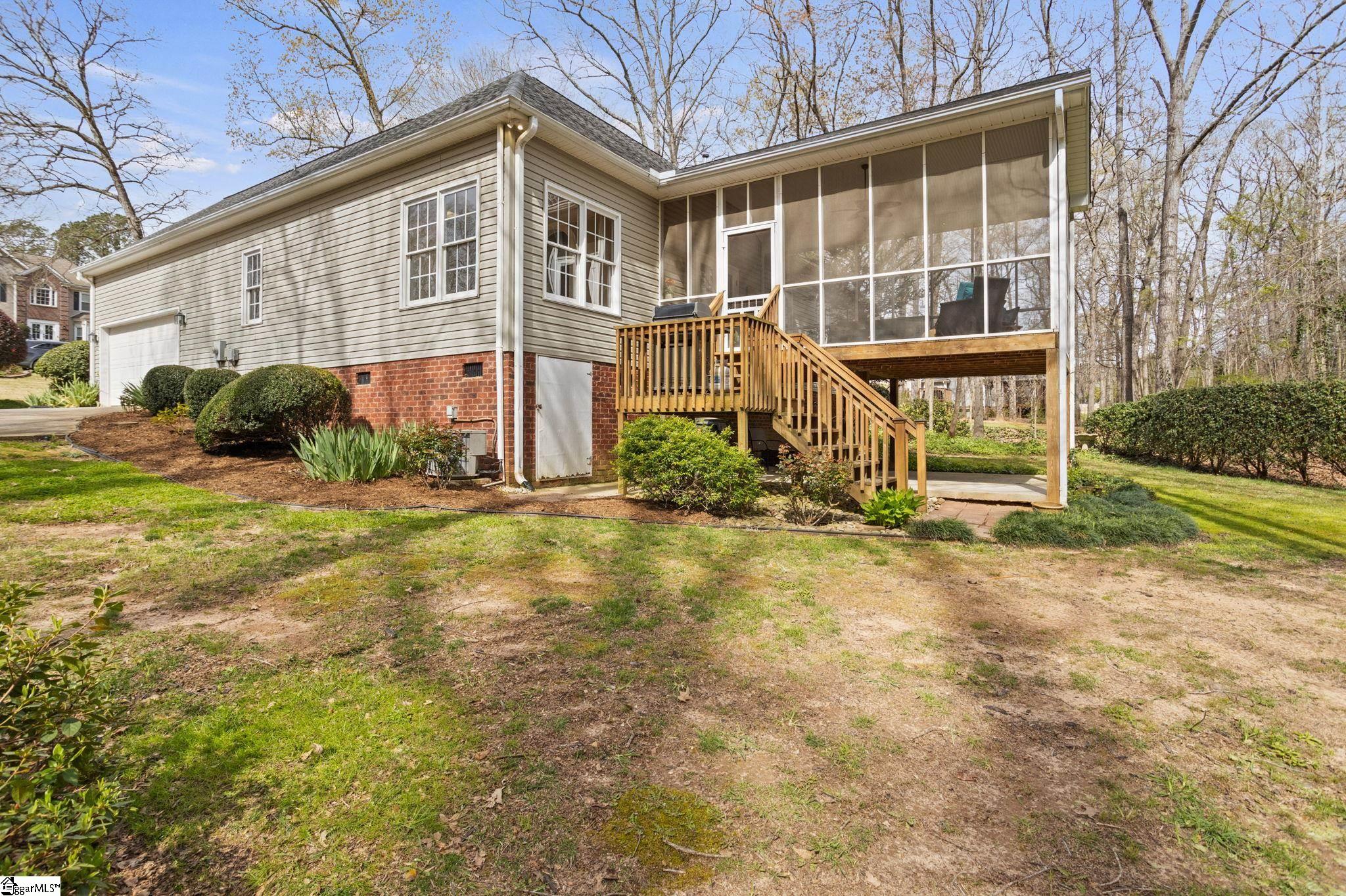 348 Camperdown Court Easley, SC 29642 - Photo 34 of 36 Gallery Image 34