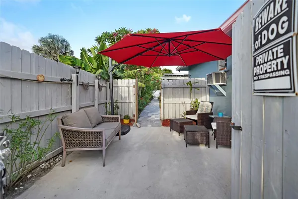 $899,000 | 954 Northeast 26th Avenue, Pompano Beach, FL 33062