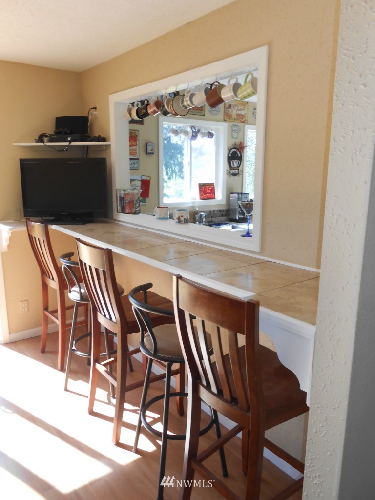 4177 Wishkah Road Aberdeen, WA 98520 - Photo 7 of 15 Gallery Image 7