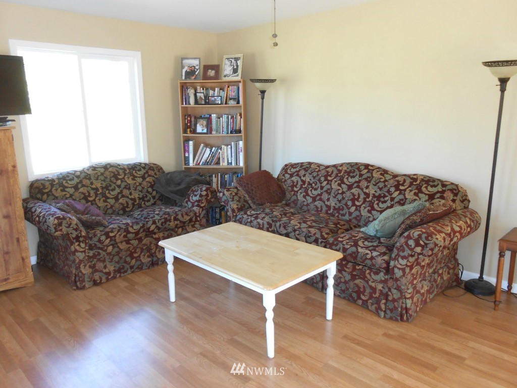 4177 Wishkah Road Aberdeen, WA 98520 - Photo 8 of 15 Gallery Image 8