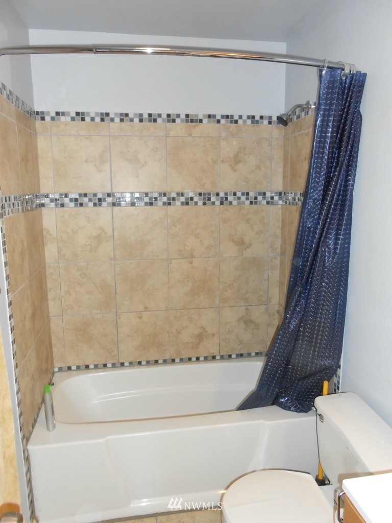 4177 Wishkah Road Aberdeen, WA 98520 - Photo 9 of 15 Gallery Image 9