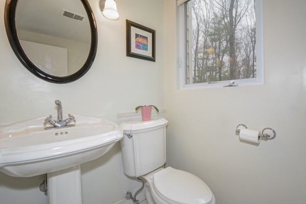 76 Warren Road Ashland, MA 01721 - Photo 29 of 30 Gallery Image 29