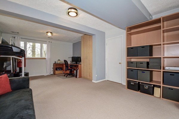 76 Warren Road Ashland, MA 01721 - Photo 8 of 30 Gallery Image 8
