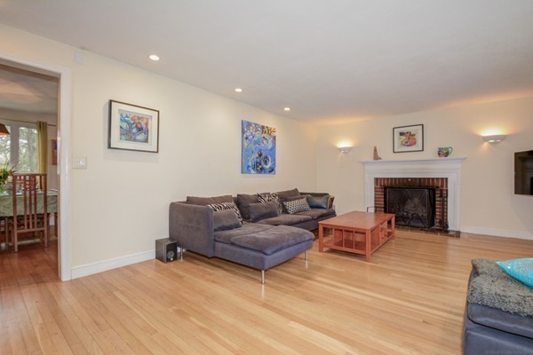 76 Warren Road Ashland, MA 01721 - Photo 9 of 30 Gallery Image 9