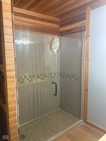 $298,000 | 908 South Division Street, Cayuga, IN 47928