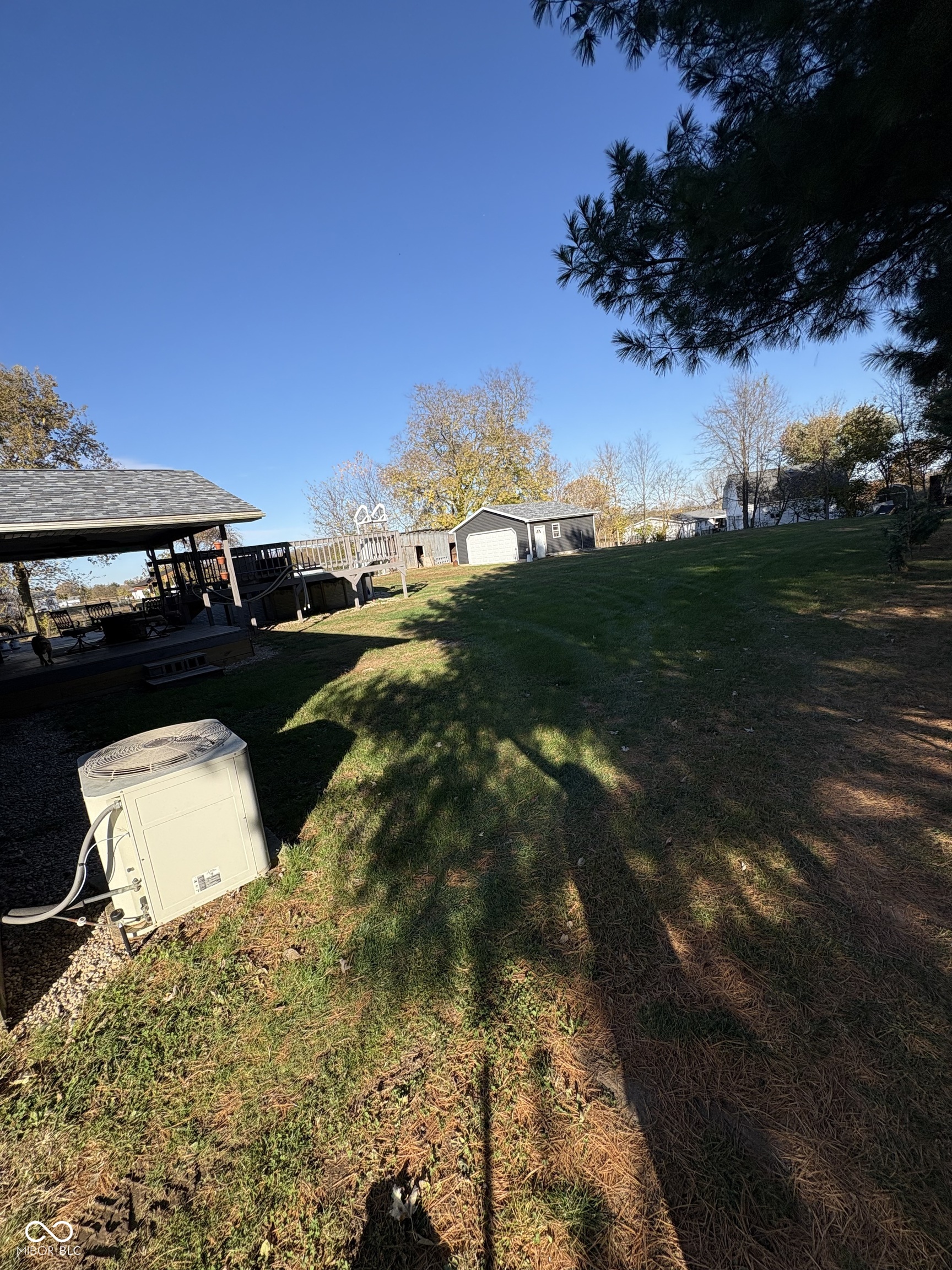 908 South Division Street Cayuga, IN 47928 - Photo 8 of 27