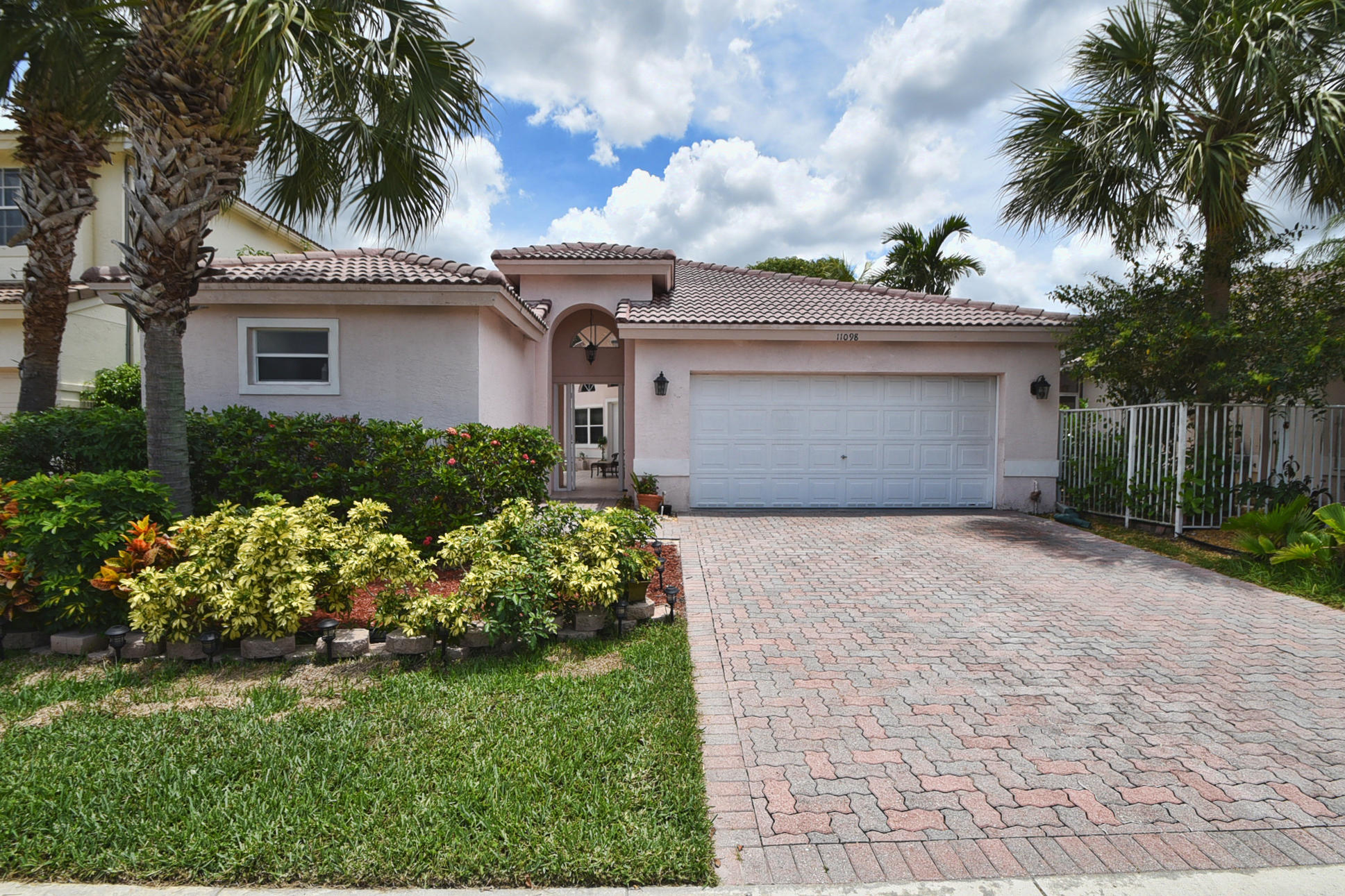 11098 Baybreeze Way Boca Raton, FL 33428 - Photo 2 of 43 DSC_7633