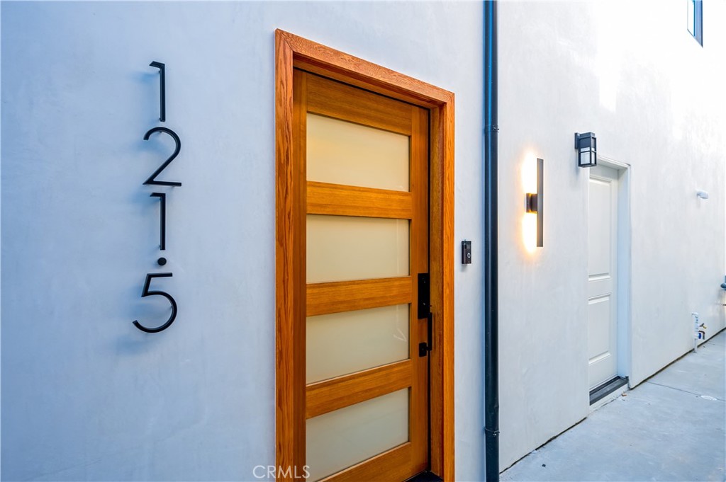 121 39th Street, Unit B Newport Beach, CA 92663 - Photo 22 of 26