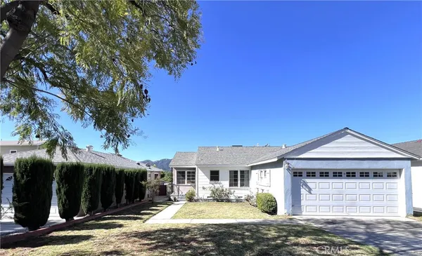 $3,900 | 3012 Los Olivos Lane, La Crescenta, CA 91214