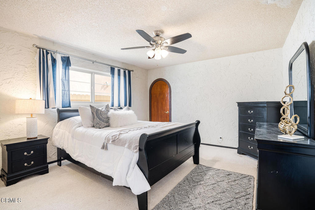 5451 Reef Way Oxnard, CA 93035 - Photo 16 of 27 5451 Reef Way Oxnard CA 93035-large-018-