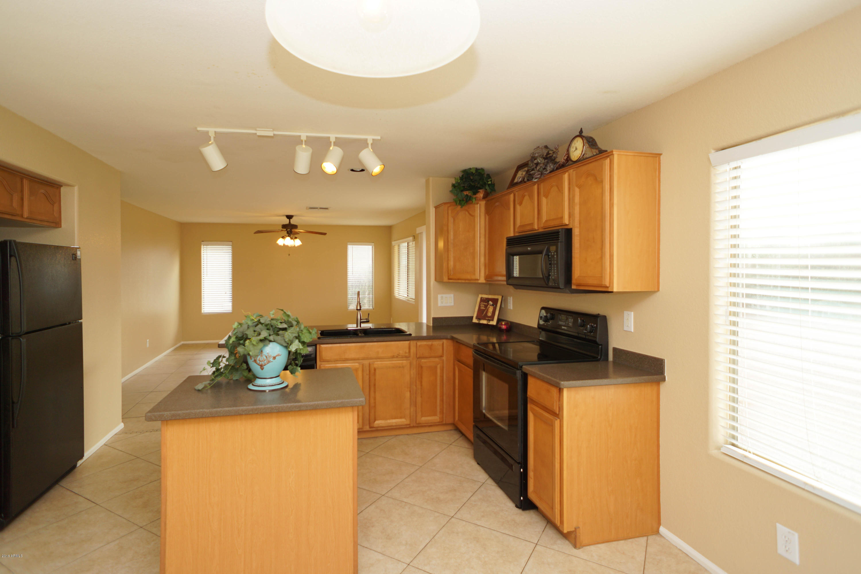 837 Mountain View Road San Tan Valley, AZ 85143 - Photo 39 of 40 Nicely Upgraded Throughout