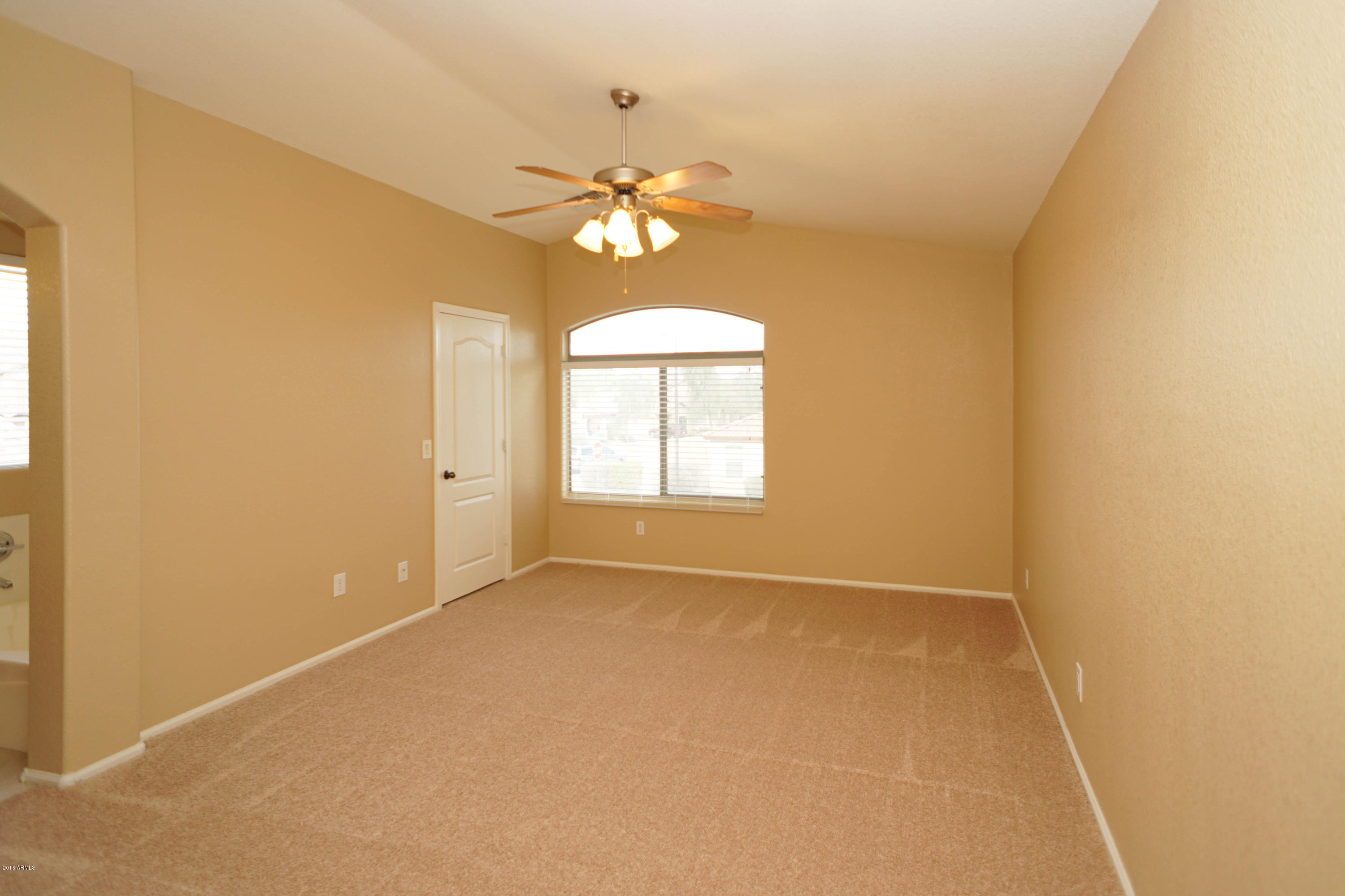 837 Mountain View Road San Tan Valley, AZ 85143 - Photo 7 of 40 Over-sized Master Bedroom
