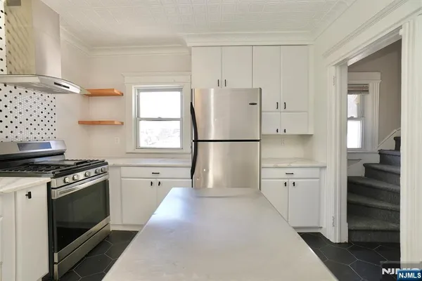 $2,700 | 1 Bell Street, Unit 2, Belleville, NJ 07109