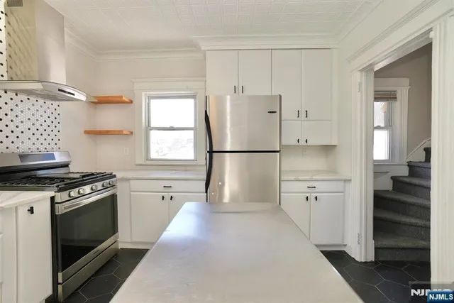 $2,700 | 1 Bell Street, Unit 2, Belleville, NJ 07109