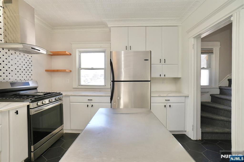 1 Bell Street, Unit 2 Belleville, NJ 07109 - Photo 7 of 24