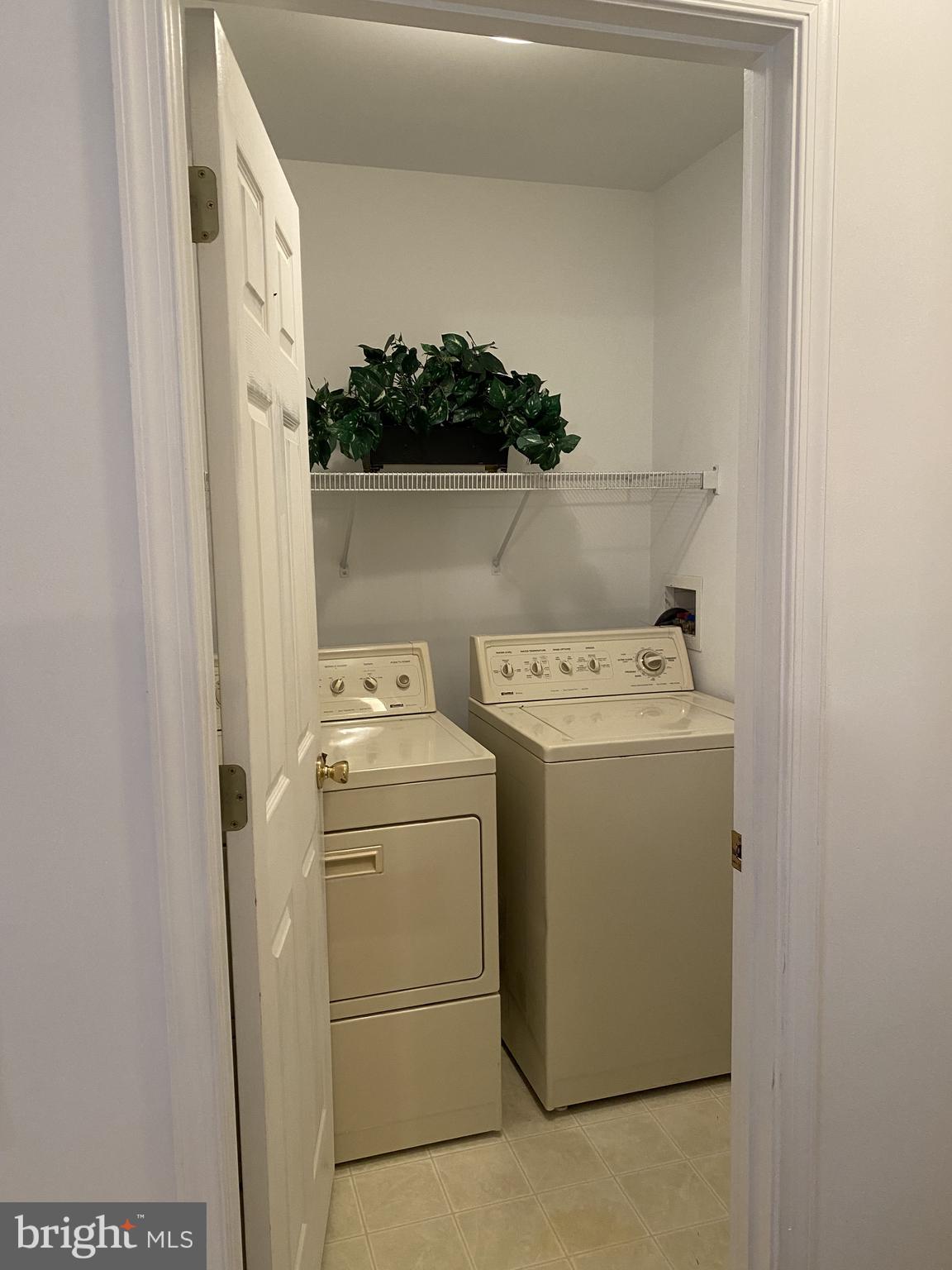 644 Quaker Hill Road Magnolia, DE 19962 - Photo 10 of 22 Main level laundry room
