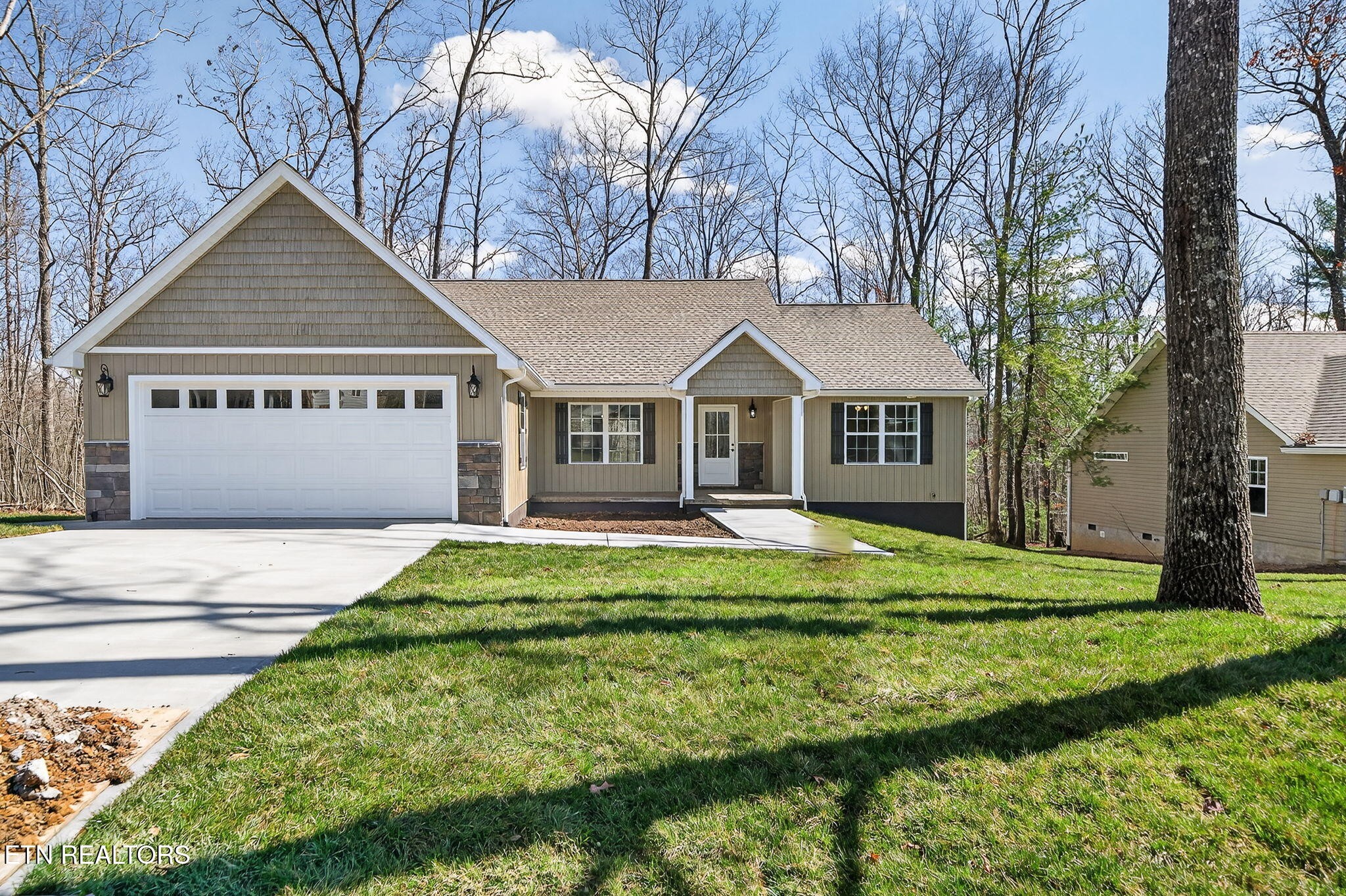 105 Peebles Road Crossville, TN 38558 - Photo 1 of 40