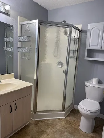 $325,000 | 4 Marc Drive, Unit 4C9, Plymouth, MA 02360