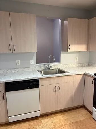 $325,000 | 4 Marc Drive, Unit 4C9, Plymouth, MA 02360