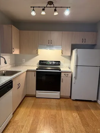 $325,000 | 4 Marc Drive, Unit 4C9, Plymouth, MA 02360