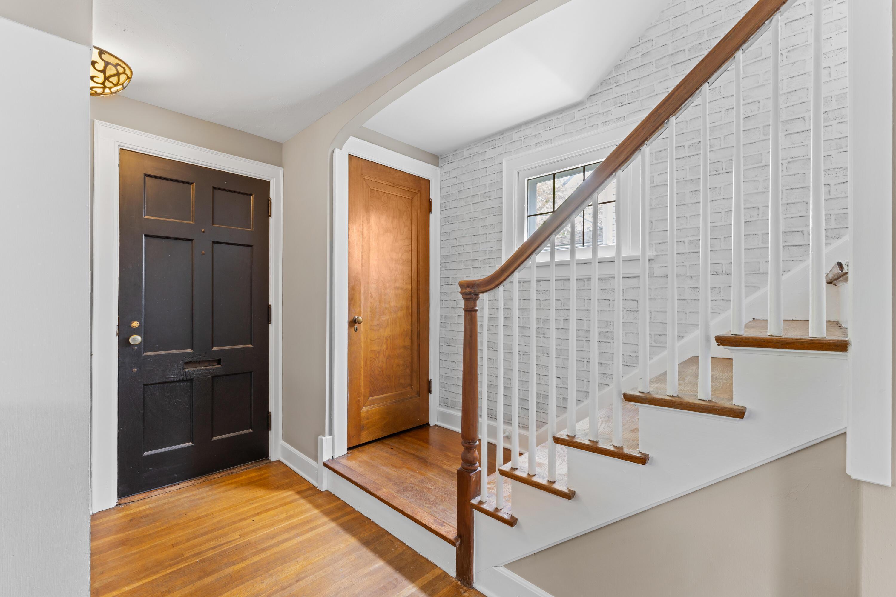 742 South Cassingham Road Bexley, OH 43209 - Photo 22 of 60 Steps