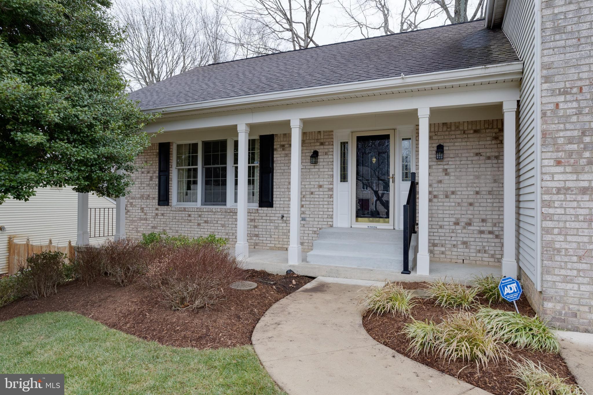 7319 Jenna Road Springfield, VA 22153 - Photo 2 of 37