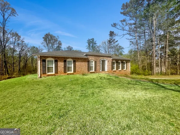 $1,695 | 3280 South Whisper Drive, Douglasville, GA 30135