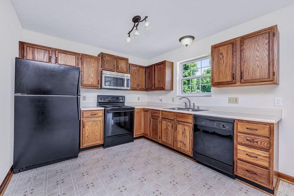 2380 Rose Road Loveland, OH 45140 - Photo 11 of 42