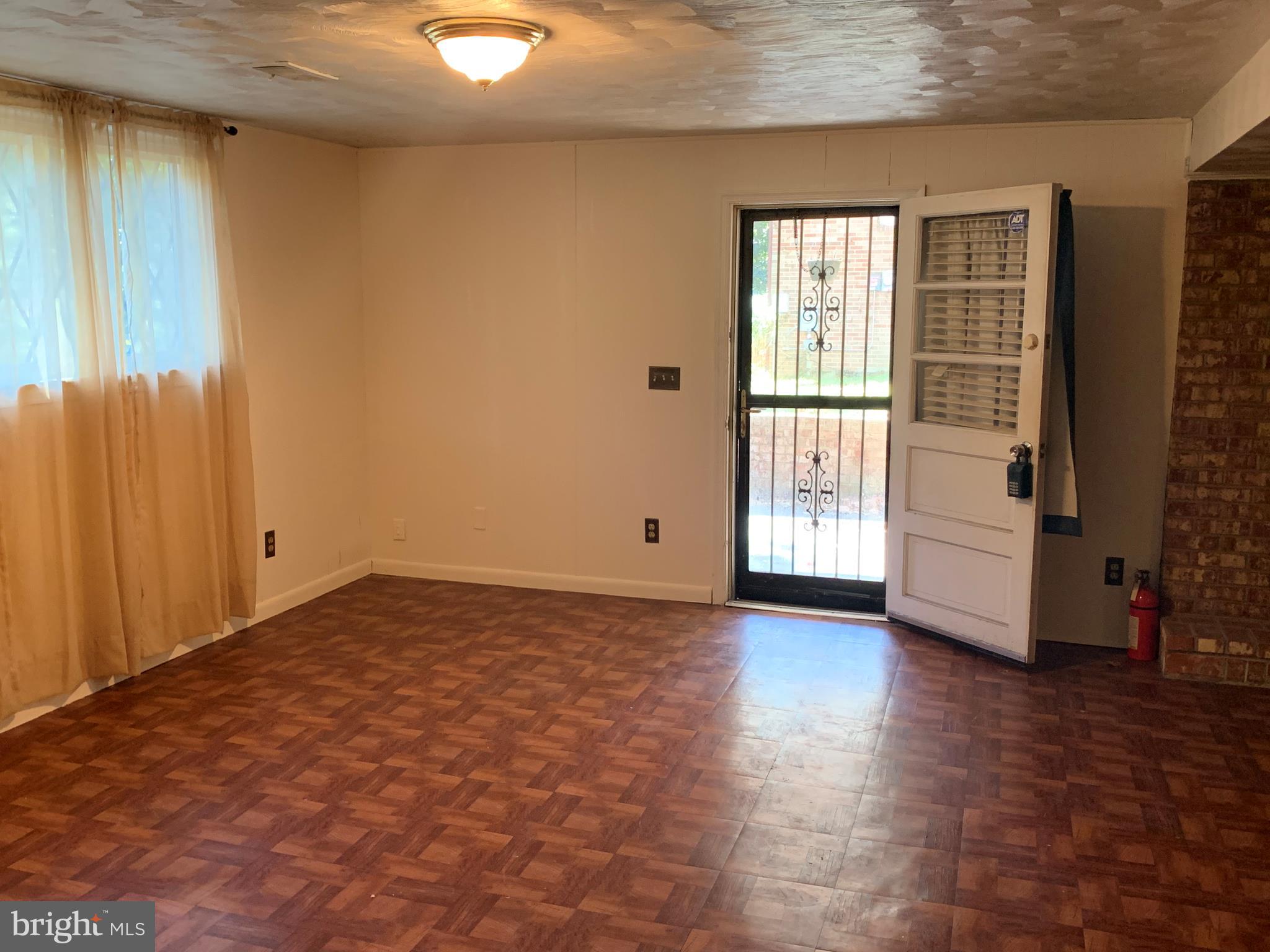 5317 Tolson Road Temple Hills, MD 20748 - Photo 19 of 23 VIEW OF FAMILY ROOM