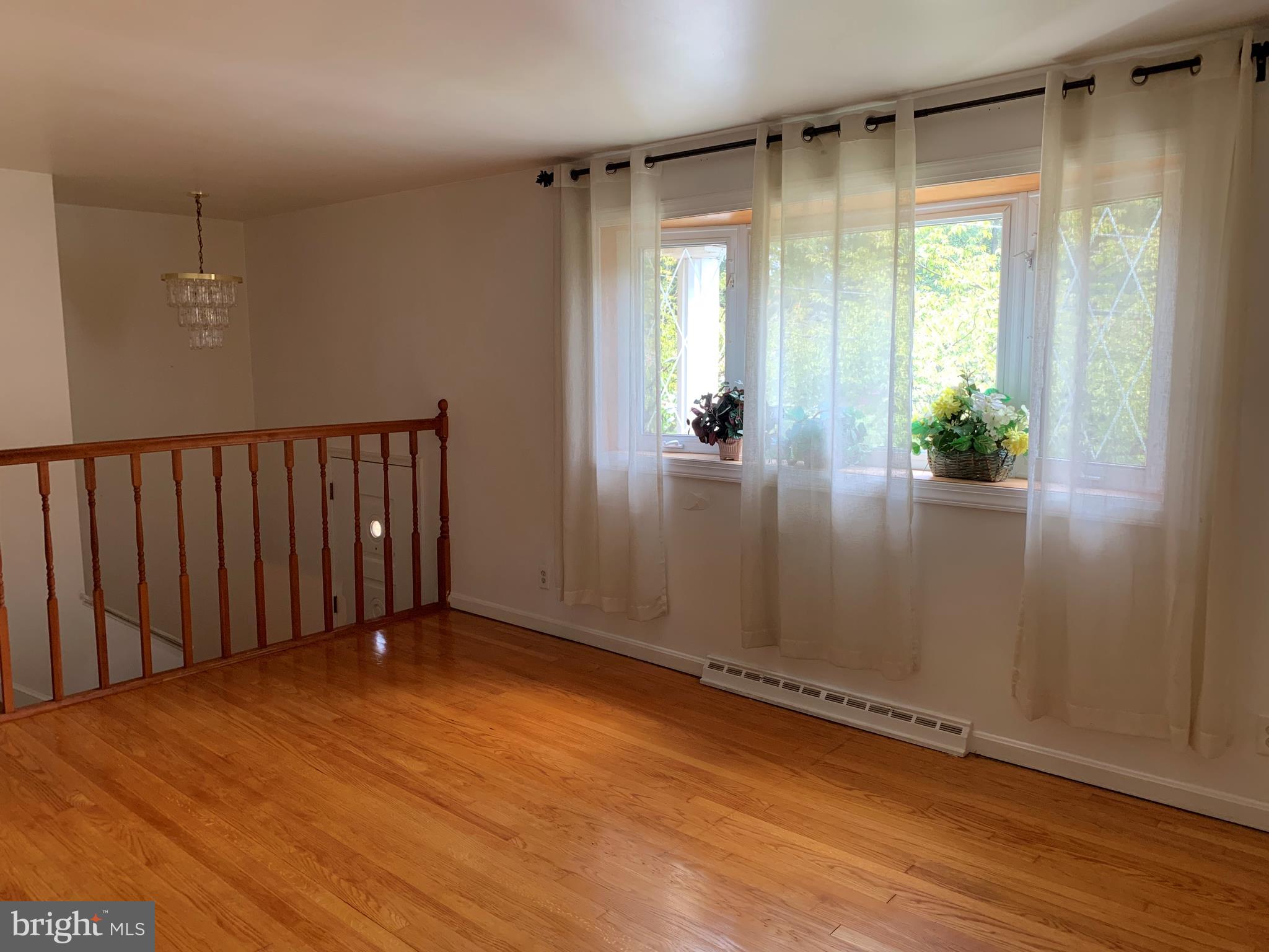 5317 Tolson Road Temple Hills, MD 20748 - Photo 3 of 23 VIEW OF LIVING ROOM WITH HARDWOOD FLOOR