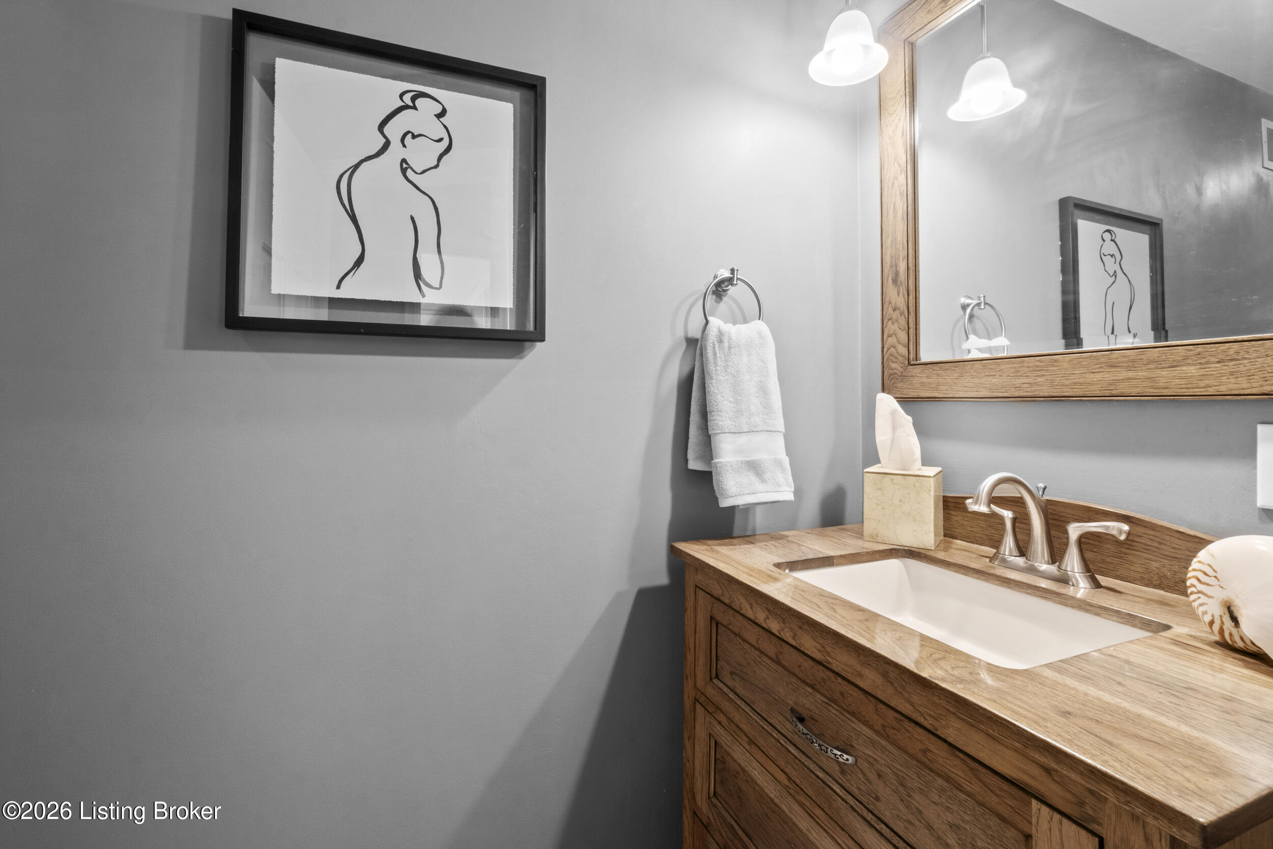 6217 Innes Trace Road Louisville, KY 40222 - Photo 37 of 64 hallway bathroom