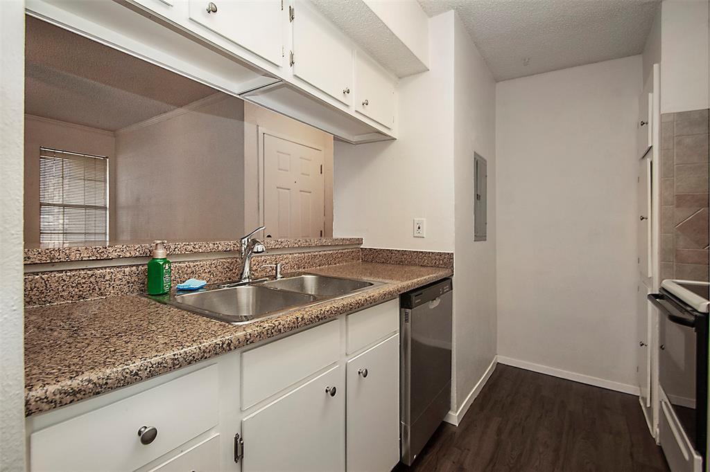 5300 Keller Springs Road, Unit 1090 Dallas, TX 75248 - Photo 9 of 22