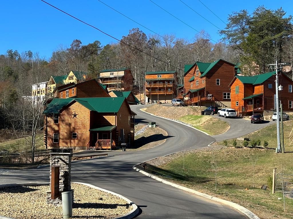 838 String Run Way Pigeon Forge, TN 37862 - Photo 2 of 60 Gallery Image 2
