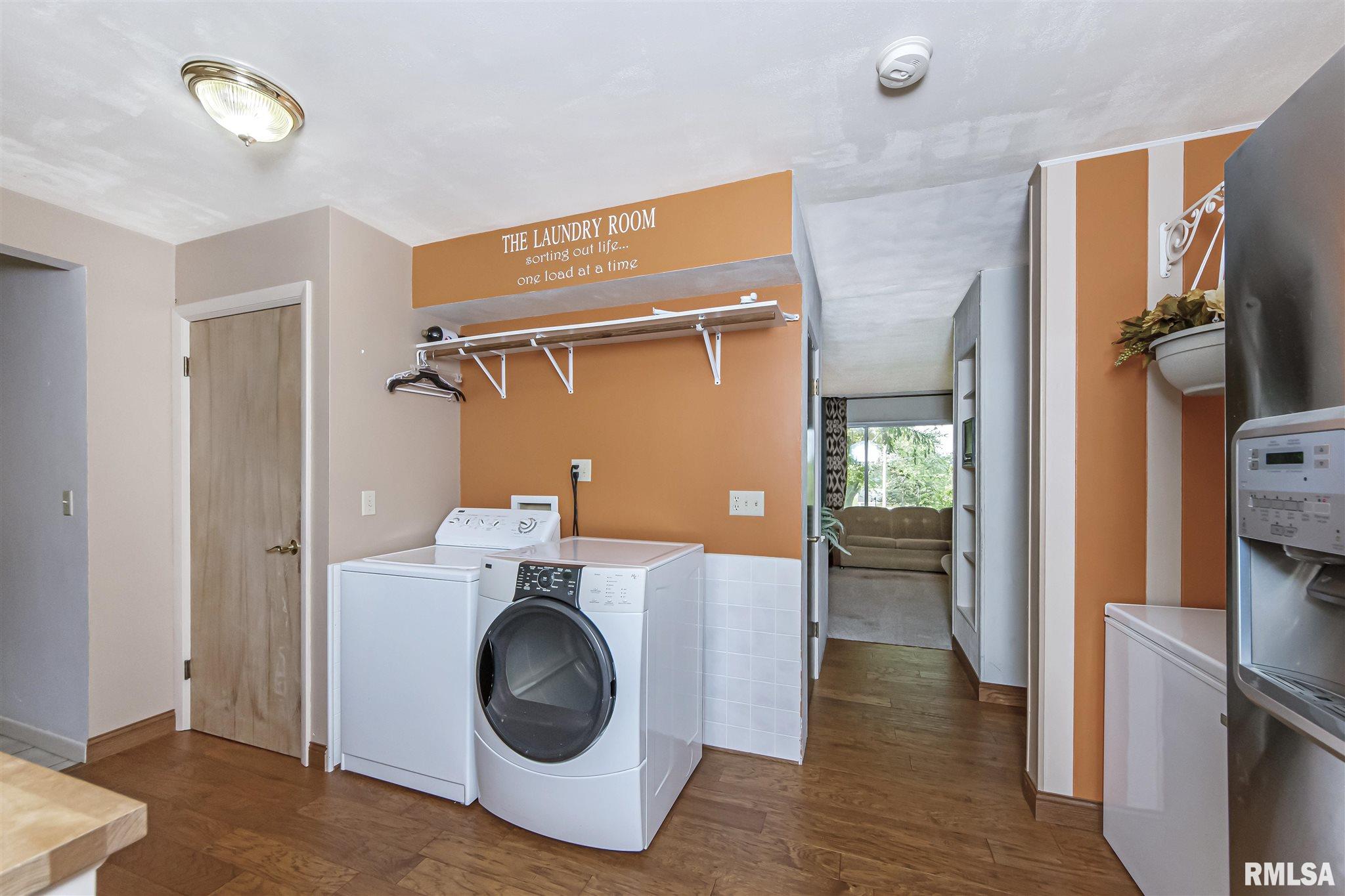 1084 Upper Spring Bay Road East Peoria, IL 61611 - Photo 14 of 40 Gallery Image 14