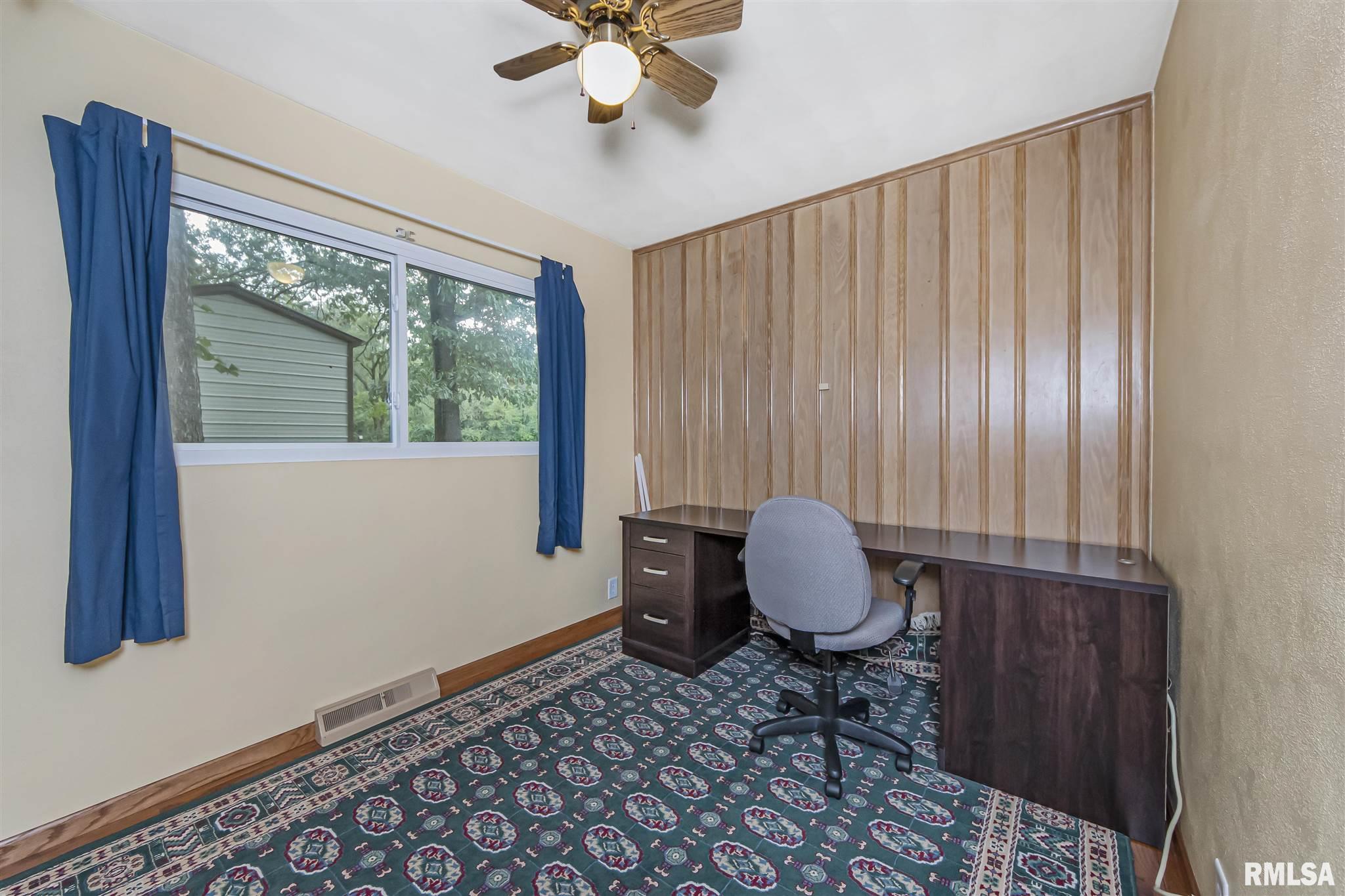 1084 Upper Spring Bay Road East Peoria, IL 61611 - Photo 16 of 40 Gallery Image 16
